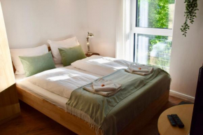 Stilvolle Wohnung mit Balkon & Parkplatz in Rostock